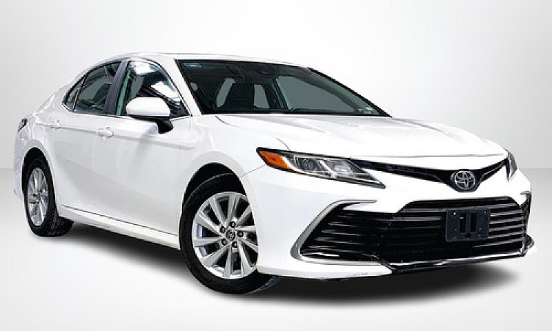 Toyota Camry 2021...