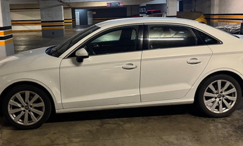 Audi A3 1.4 Sedán Dy...