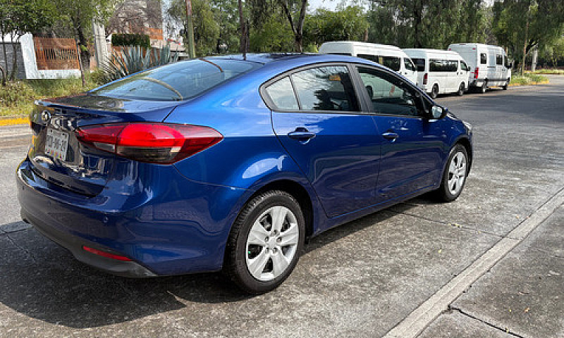 Kia Forte 2.0 L Mt...