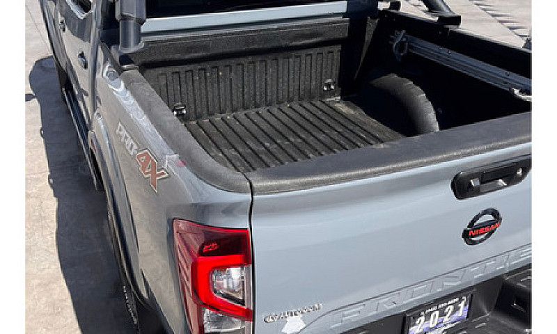 Nissan Frontier Pro ...