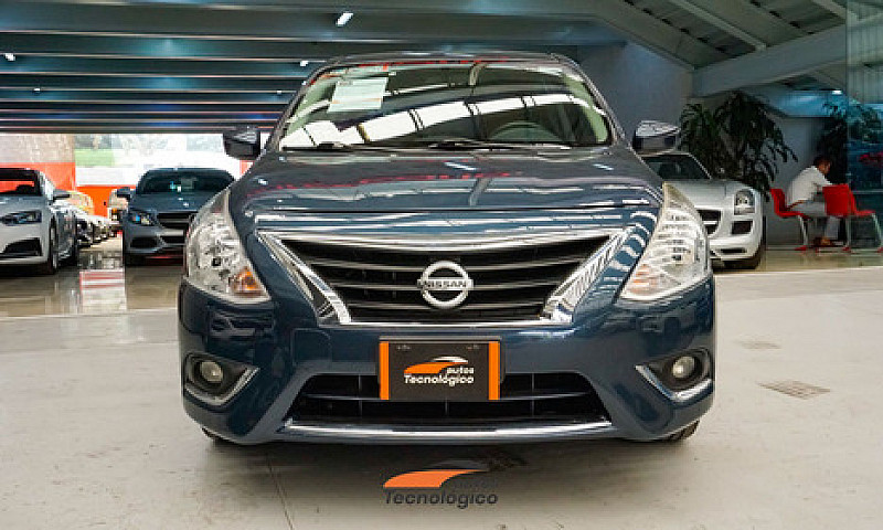 Nissan Versa 2015...