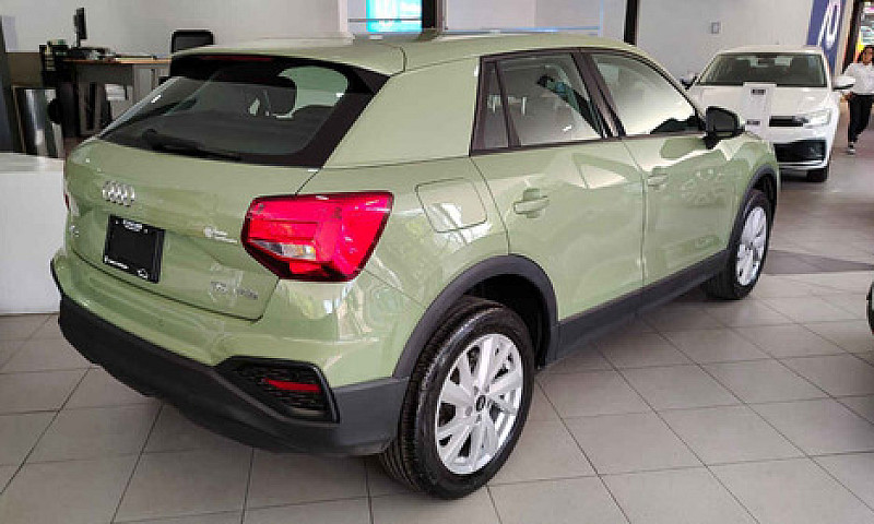 Audi Q2 2022...