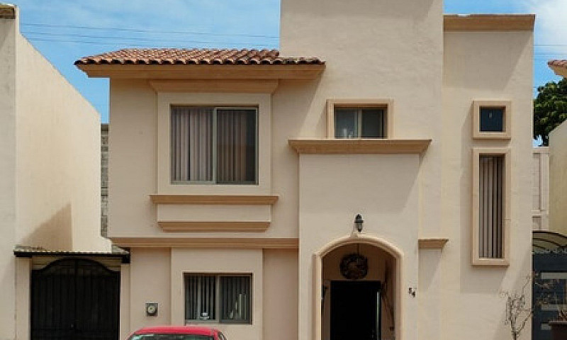 Agradable Casa En Ve...