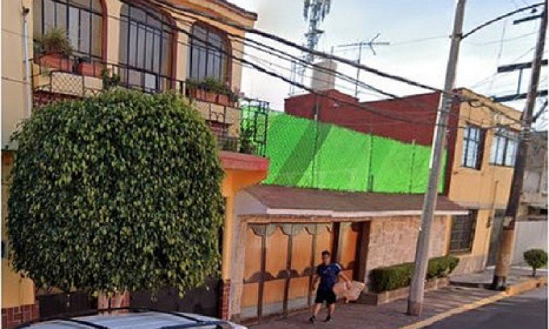 Hermosa Casa En La C...