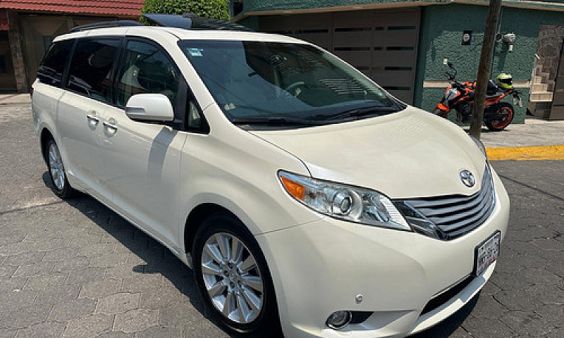 Toyota Sienna 3.5 Li...