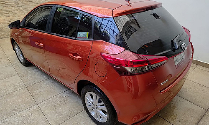 Toyota Yaris 1.5 5P ...