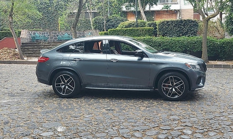Mercedes-Benz Clase ...