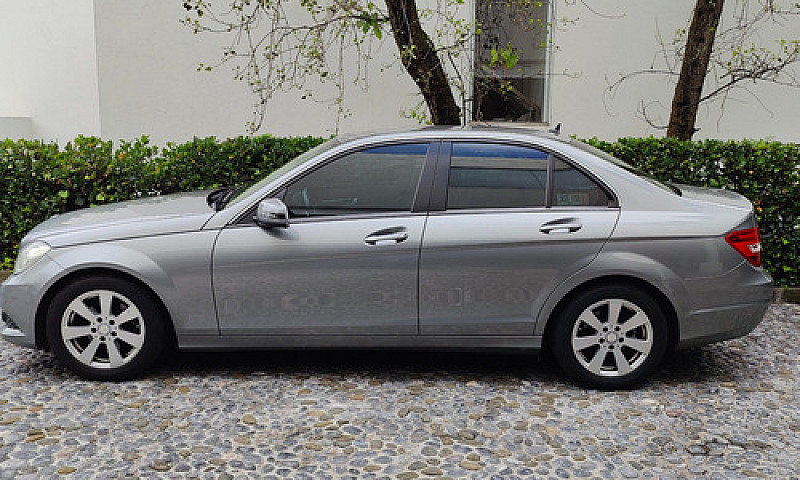 Mercedes-Benz Clase ...