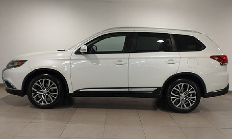 Mitsubishi Outlander...