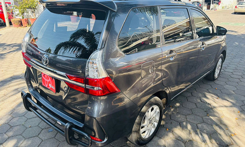 Toyota Avanza 2021...