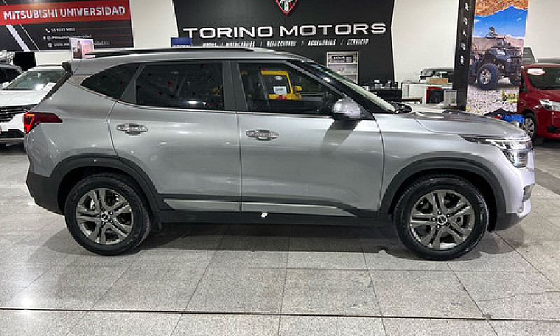 Kia Seltos 2023...