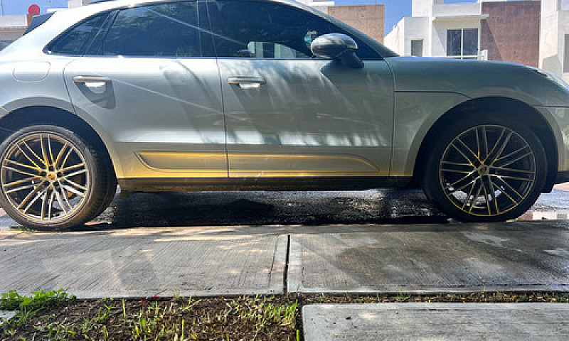 Porsche Macan 3.0 S ...