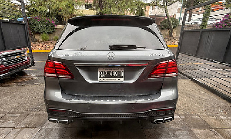 Mercedes-Benz Clase ...