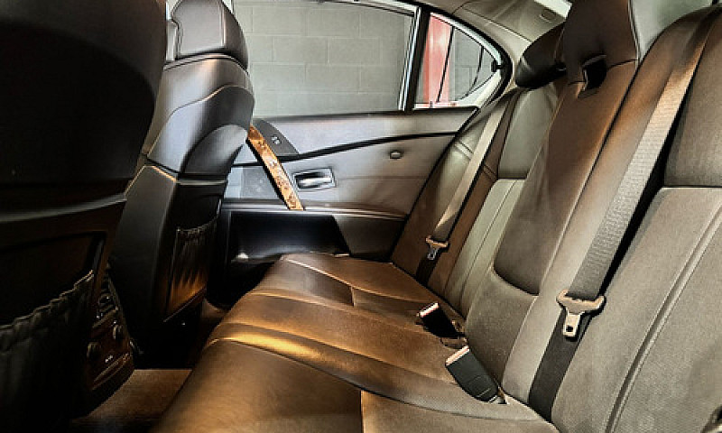 Bmw Serie 5 4.8 550I...
