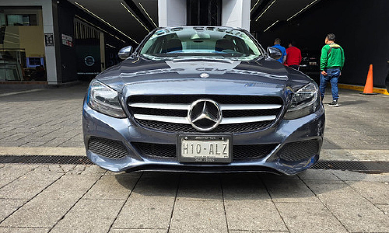Mercedes-Benz Clase ...