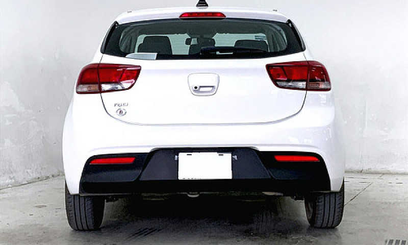 Kia Rio 2022...