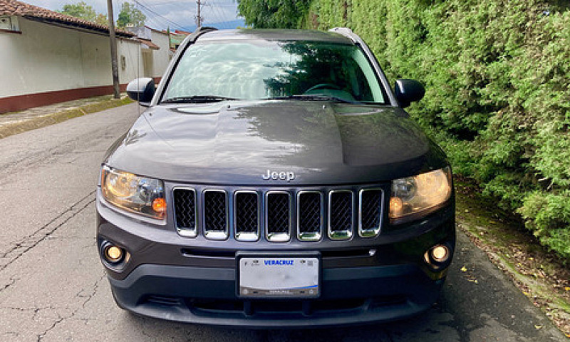 Jeep Compass 2.4 Lit...