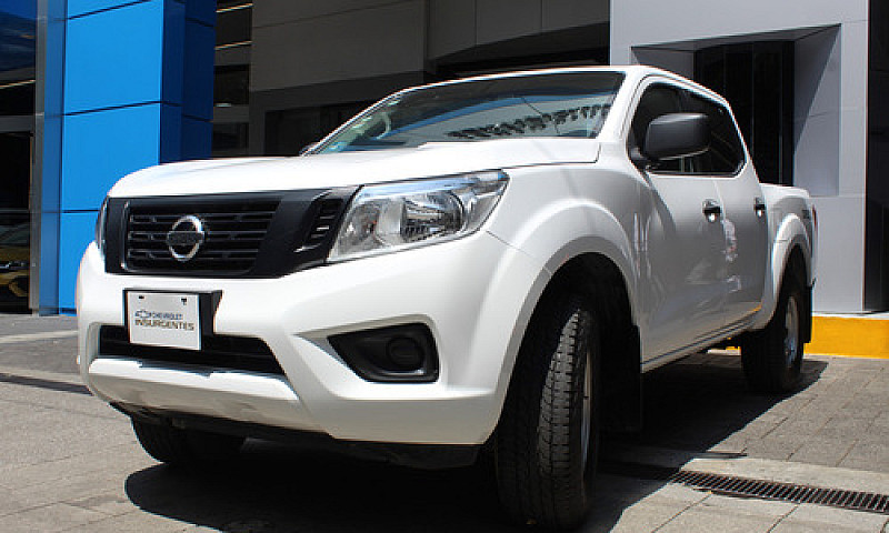 Nissan Doble Cabina ...