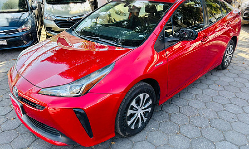 Toyota Prius 2020...