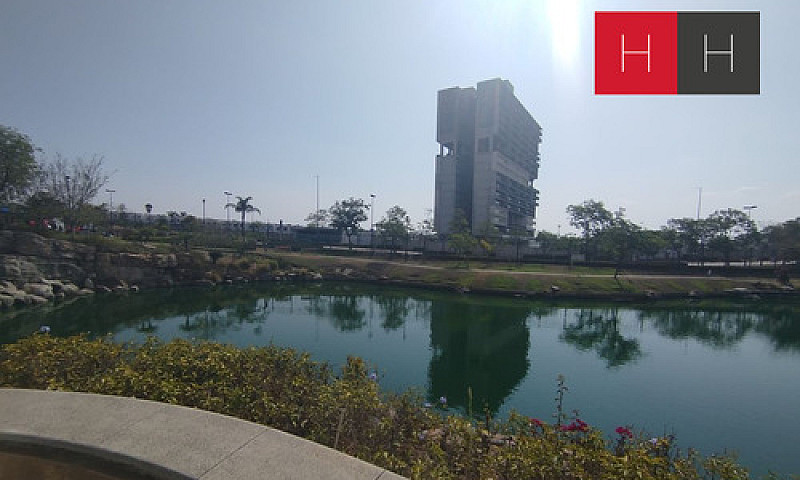 Casa En Venta En Lom...