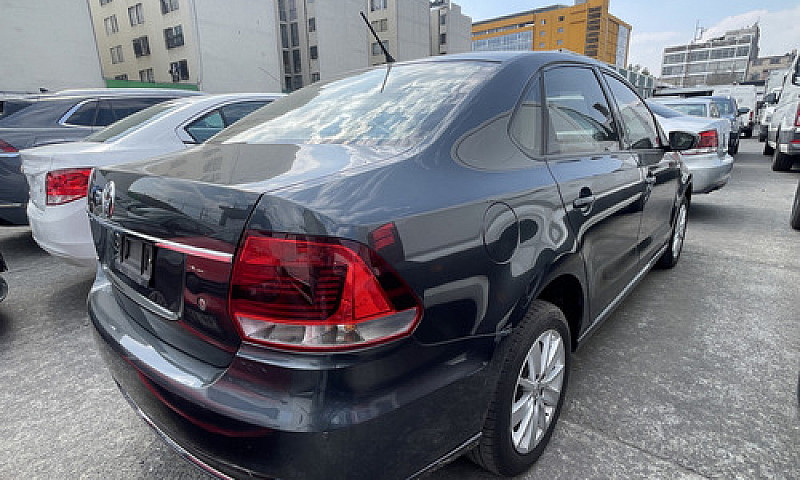 Volkswagen Vento 1.6...