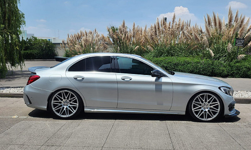 Mercedes-Benz Clase ...