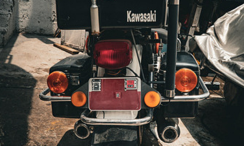 Kawasaki Police 1000...