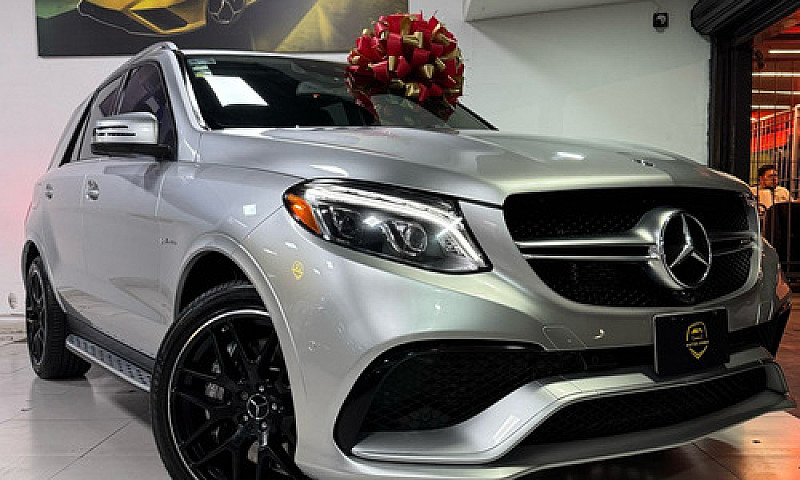 Maravillosa Mercedes...