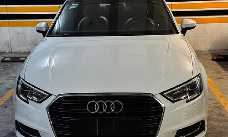 Audi A3 1.4 Sedán Dy...