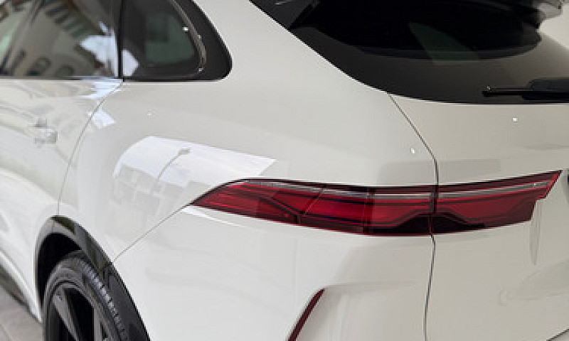 Jaguar F-Pace Svr...