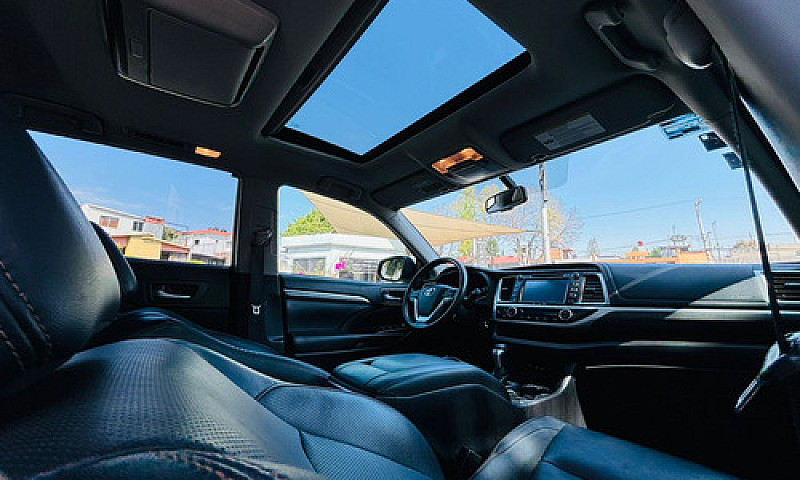 Toyota Highlander 20...