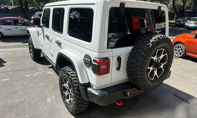 Jeep Wrangler 2023...
