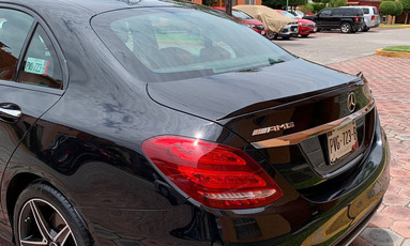 Mercedes Benz Amg C4...