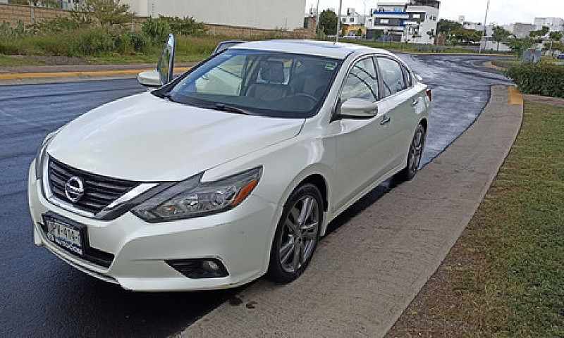 Nissan Altima 2.5 Ad...