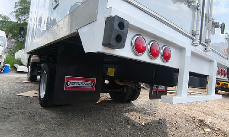 Freightliner 360...