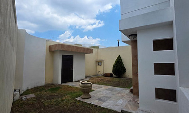 Casa En Venta En Ban...