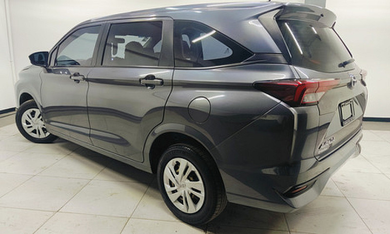 Toyota Avanza 2023...