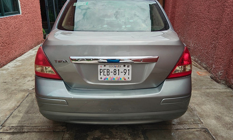 Nissan Tiida 1.8 Sen...