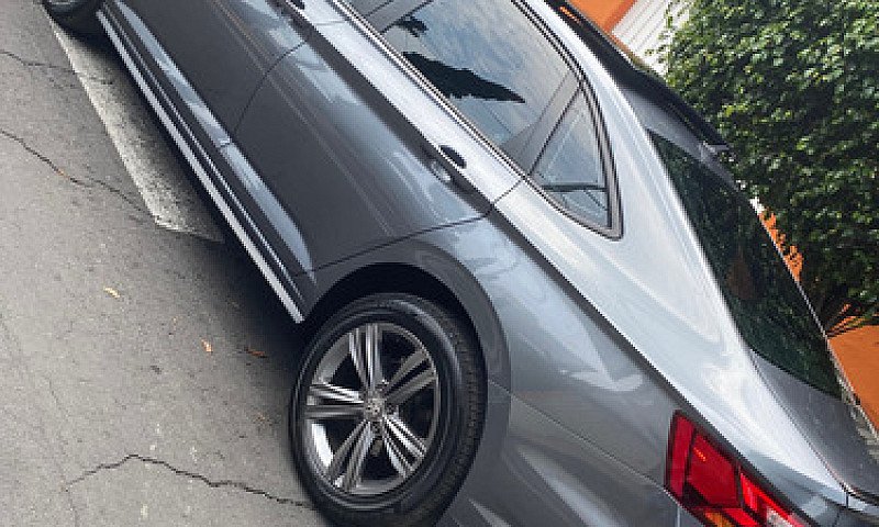 Volkswagen Jetta 1.4...
