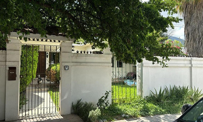 Casa En Venta En Mir...