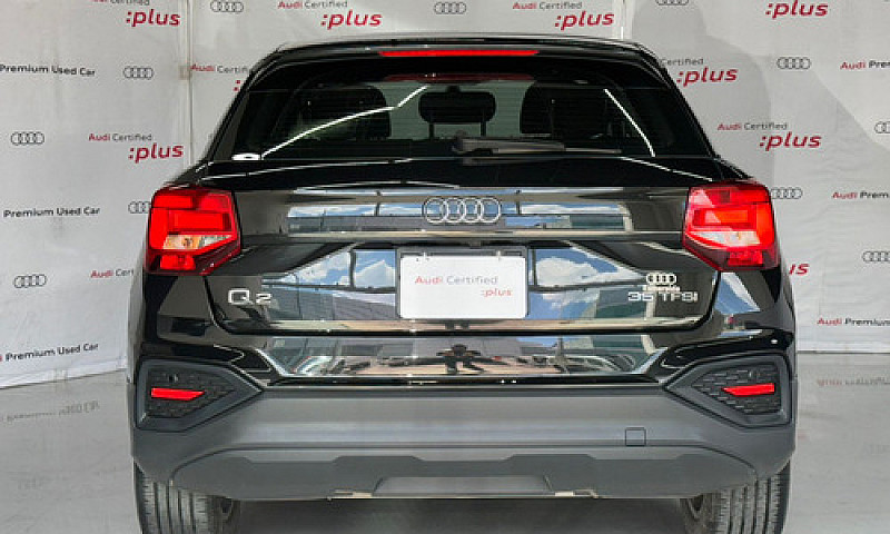 Audi Q2 2021...