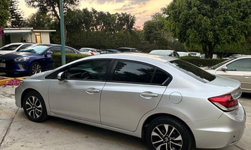 Honda Civic 1.8 Ex A...