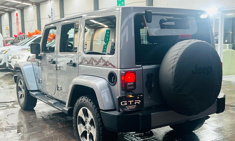 Jeep Wrangler 3.7 Sa...