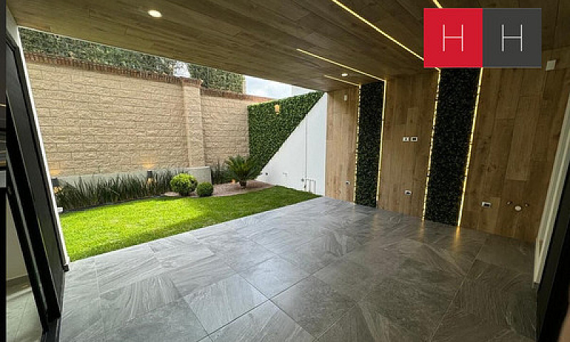 Casa En Venta En Lom...