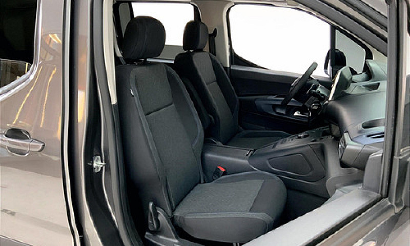 Peugeot Rifter 2023...