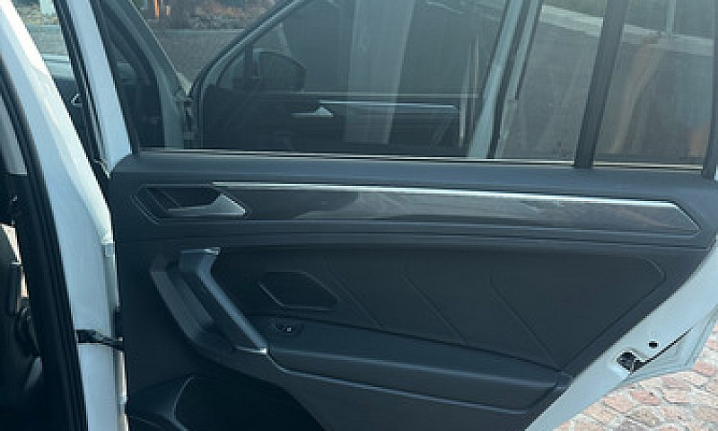 Volkswagen Tiguan 2....