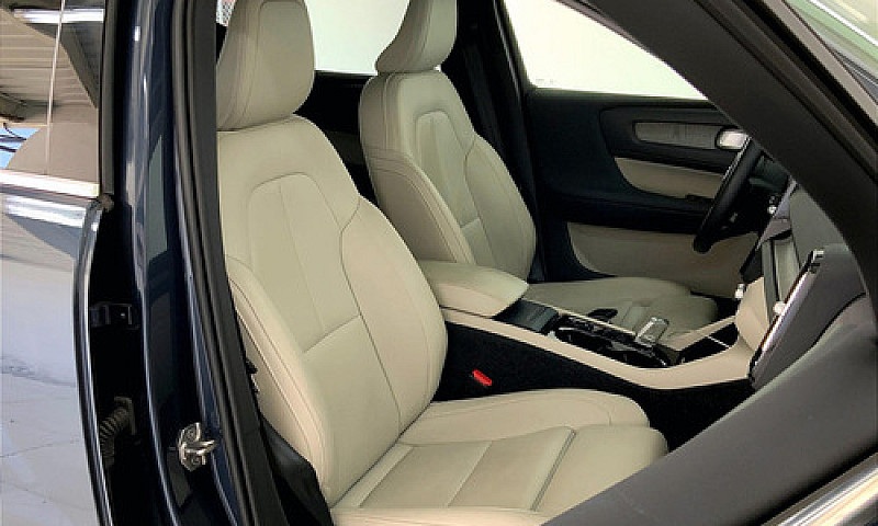 Volvo Xc40 2021...