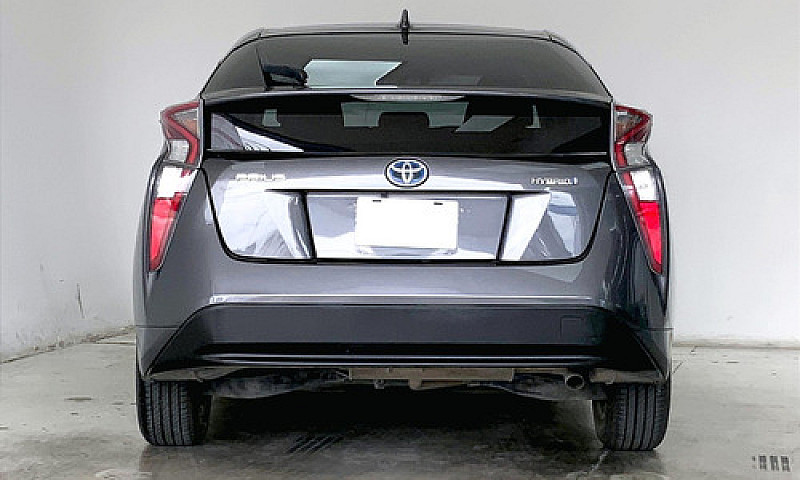 Toyota Prius 2017...