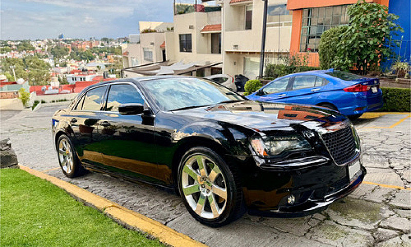 Chrysler 300 6.4 Srt...