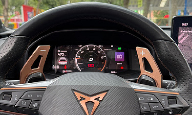 Cupra Leon 300Hp...